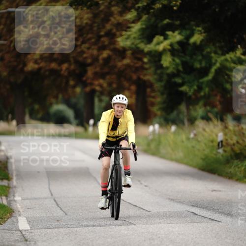 30.08.2026 - Elbe Triathlon Hamburg Michael Burmester http://msf.ph/oto/10060565 30.08.2026 11:47:47 Radfahren 1692 meine-sportfotos.de
