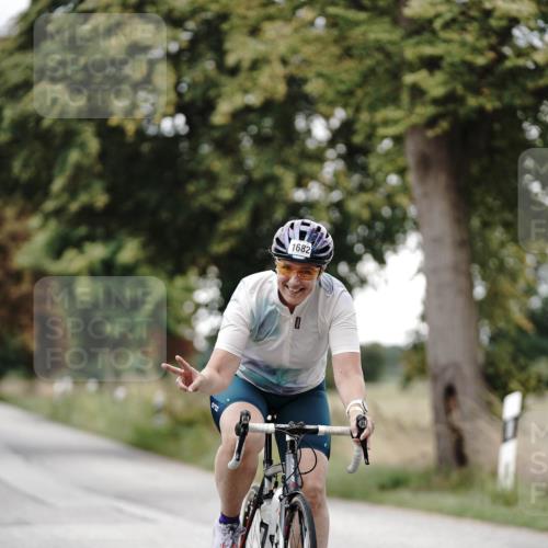 30.08.2026 - Elbe Triathlon Hamburg Michael Burmester http://msf.ph/oto/10060598 30.08.2026 11:48:30 Radfahren 1682 meine-sportfotos.de