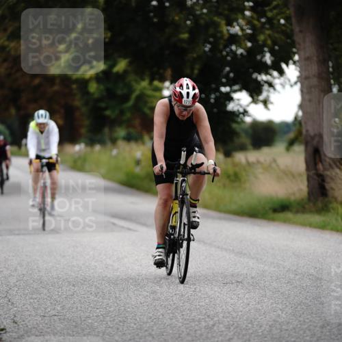 30.08.2026 - Elbe Triathlon Hamburg Michael Burmester http://msf.ph/oto/10060646 30.08.2026 11:50:28 Radfahren 1605, 1717, 1720 meine-sportfotos.de