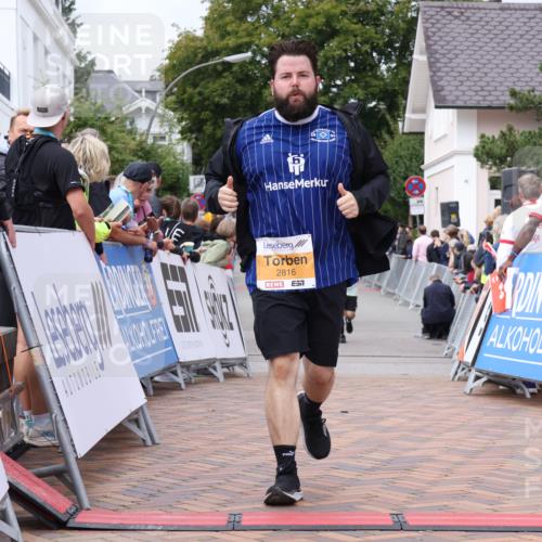 30.08.2026 - Blankeneser Heldenlauf Lena Gebhardt http://msf.ph/oto/10060656 30.08.2026 12:29:12 Ziel 2816, 4045, 4085, 4287 meine-sportfotos.de