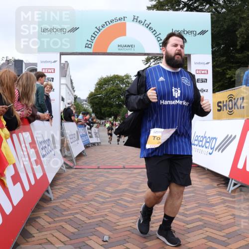 30.08.2026 - Blankeneser Heldenlauf Lena Gebhardt http://msf.ph/oto/10060680 30.08.2026 12:29:14 Ziel 2816, 4045, 4085 meine-sportfotos.de
