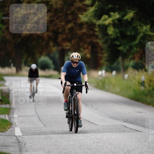 30.08.2026 - Elbe Triathlon Hamburg Michael Burmester http://msf.ph/oto/10060693 30.08.2026 11:52:18 Radfahren 1594, 1686 meine-sportfotos.de
