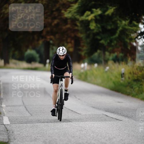 30.08.2026 - Elbe Triathlon Hamburg Michael Burmester http://msf.ph/oto/10060703 30.08.2026 11:52:22 Radfahren 1594, 1686 meine-sportfotos.de