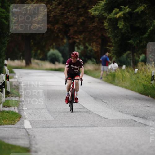 30.08.2026 - Elbe Triathlon Hamburg Michael Burmester http://msf.ph/oto/10060731 30.08.2026 12:19:25 Radfahren  meine-sportfotos.de