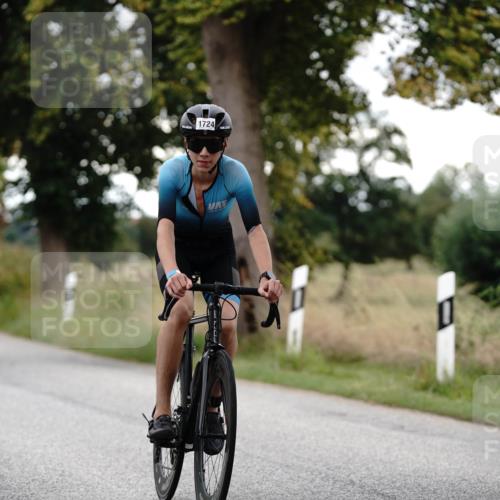 30.08.2026 - Elbe Triathlon Hamburg Michael Burmester http://msf.ph/oto/10060743 30.08.2026 12:23:52 Radfahren 1724 meine-sportfotos.de