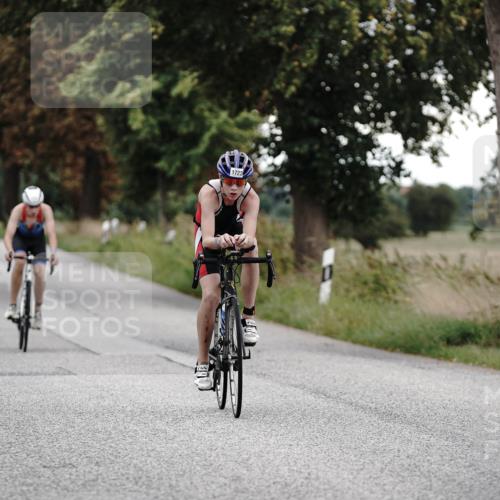 30.08.2026 - Elbe Triathlon Hamburg Michael Burmester http://msf.ph/oto/10060750 30.08.2026 12:24:53 Radfahren 1723, 1726 meine-sportfotos.de