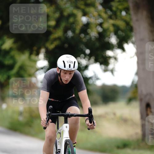 30.08.2026 - Elbe Triathlon Hamburg Michael Burmester http://msf.ph/oto/10060769 30.08.2026 12:26:05 Radfahren 1735 meine-sportfotos.de