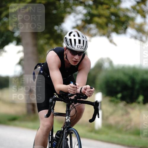 30.08.2026 - Elbe Triathlon Hamburg Michael Burmester http://msf.ph/oto/10060785 30.08.2026 12:26:31 Radfahren 1727, 1733 meine-sportfotos.de