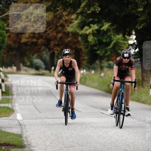 30.08.2026 - Elbe Triathlon Hamburg Michael Burmester http://msf.ph/oto/10060792 30.08.2026 12:27:21 Radfahren 1738, 1742 meine-sportfotos.de