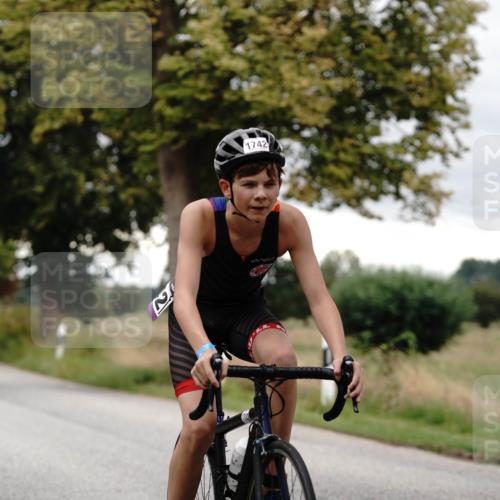 30.08.2026 - Elbe Triathlon Hamburg Michael Burmester http://msf.ph/oto/10060799 30.08.2026 12:27:23 Radfahren 1738, 1742 meine-sportfotos.de