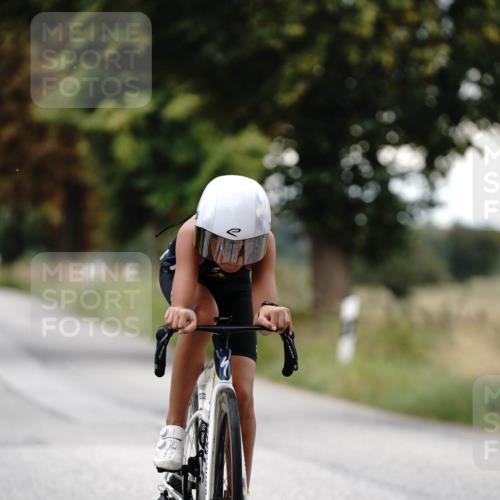 30.08.2026 - Elbe Triathlon Hamburg Michael Burmester http://msf.ph/oto/10060815 30.08.2026 12:27:55 Radfahren 1743, 1747 meine-sportfotos.de