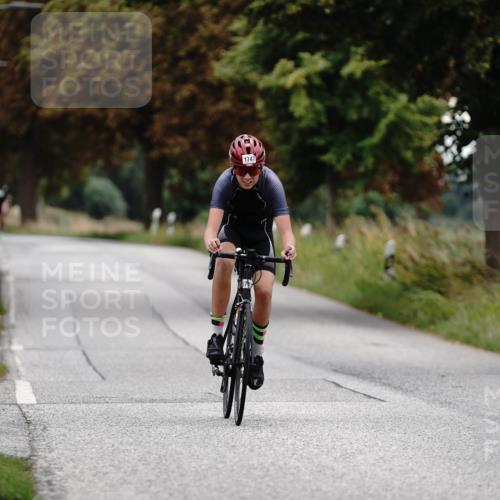 30.08.2026 - Elbe Triathlon Hamburg Michael Burmester http://msf.ph/oto/10060819 30.08.2026 12:27:57 Radfahren 1743, 1747 meine-sportfotos.de