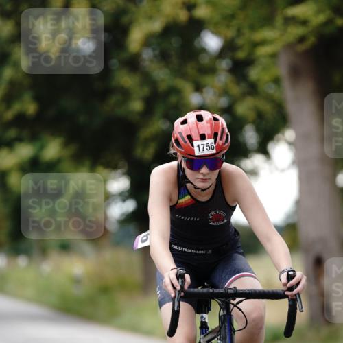 30.08.2026 - Elbe Triathlon Hamburg Michael Burmester http://msf.ph/oto/10060850 30.08.2026 12:28:55 Radfahren 1756 meine-sportfotos.de