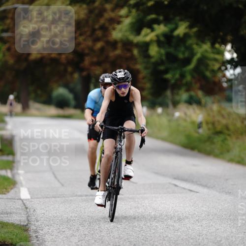 30.08.2026 - Elbe Triathlon Hamburg Michael Burmester http://msf.ph/oto/10060855 30.08.2026 12:29:25 Radfahren 1722, 1734 meine-sportfotos.de