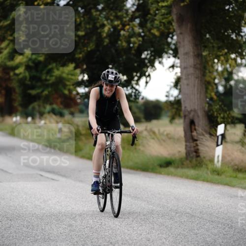 30.08.2026 - Elbe Triathlon Hamburg Michael Burmester http://msf.ph/oto/10060894 30.08.2026 12:30:08 Radfahren 1731, 1768 meine-sportfotos.de