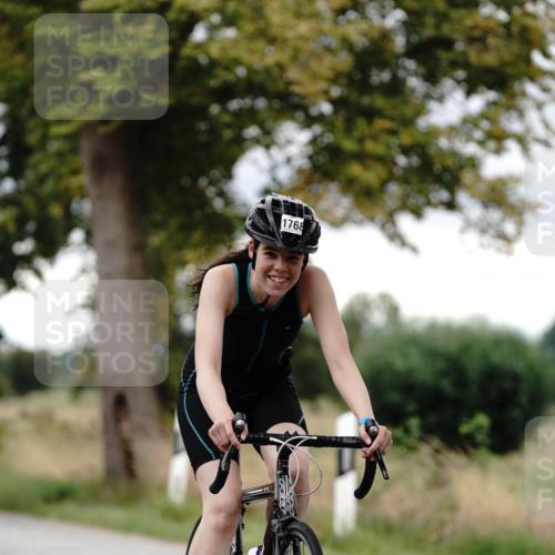 30.08.2026 - Elbe Triathlon Hamburg Michael Burmester http://msf.ph/oto/10060898 30.08.2026 12:30:09 Radfahren 1731, 1768 meine-sportfotos.de