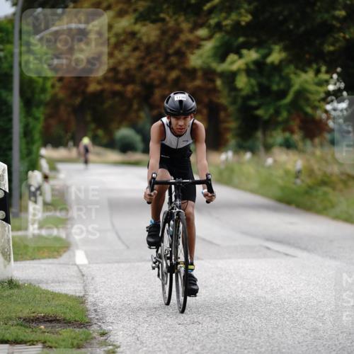 30.08.2026 - Elbe Triathlon Hamburg Michael Burmester http://msf.ph/oto/10060904 30.08.2026 12:30:40 Radfahren 1730 meine-sportfotos.de