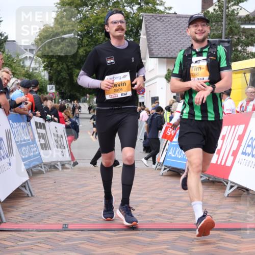 30.08.2026 - Blankeneser Heldenlauf Lena Gebhardt http://msf.ph/oto/10060912 30.08.2026 12:29:40 Ziel 2027, 2395, 2905, 2946 meine-sportfotos.de