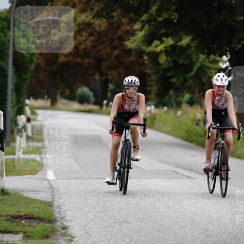 30.08.2026 - Elbe Triathlon Hamburg Michael Burmester http://msf.ph/oto/10060929 30.08.2026 12:32:10 Radfahren 1757, 1758 meine-sportfotos.de