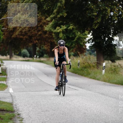 30.08.2026 - Elbe Triathlon Hamburg Michael Burmester http://msf.ph/oto/10060942 30.08.2026 12:32:26 Radfahren 1755 meine-sportfotos.de