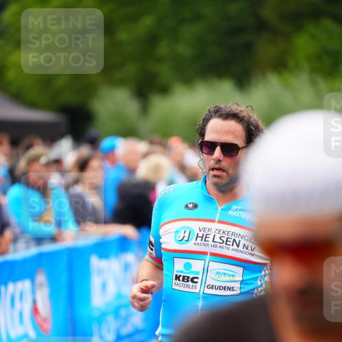 30.08.2026 - Elbe Triathlon Hamburg LAZAROV Photography http://msf.ph/oto/10060947 30.08.2026 11:42:59 Ziel 805, 918, 1257, 1303, 1325 meine-sportfotos.de
