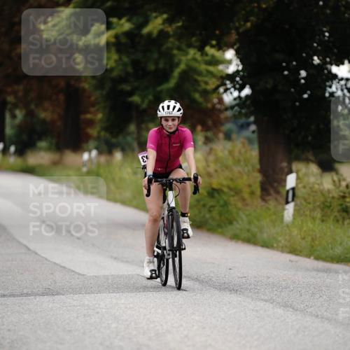 30.08.2026 - Elbe Triathlon Hamburg Michael Burmester http://msf.ph/oto/10060957 30.08.2026 12:36:00 Radfahren  meine-sportfotos.de
