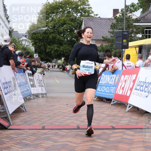 30.08.2026 - Blankeneser Heldenlauf Lena Gebhardt http://msf.ph/oto/10060971 30.08.2026 12:29:49 Ziel 4450 meine-sportfotos.de