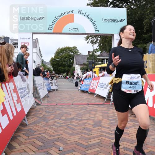 30.08.2026 - Blankeneser Heldenlauf Lena Gebhardt http://msf.ph/oto/10060989 30.08.2026 12:29:50 Ziel 4450 meine-sportfotos.de