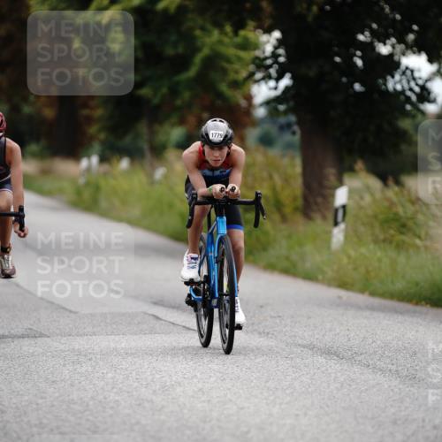30.08.2026 - Elbe Triathlon Hamburg Michael Burmester http://msf.ph/oto/10060999 30.08.2026 12:41:11 Radfahren 1766, 1779, 1783 meine-sportfotos.de