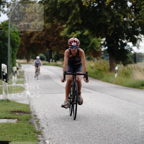 30.08.2026 - Elbe Triathlon Hamburg Michael Burmester http://msf.ph/oto/10061001 30.08.2026 12:41:12 Radfahren 1766, 1779, 1783 meine-sportfotos.de