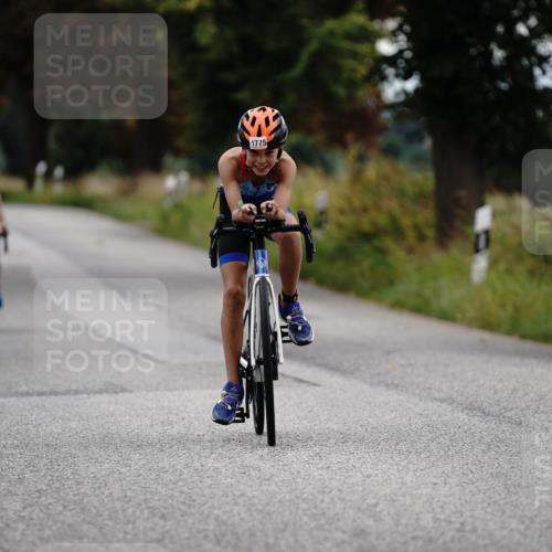 30.08.2026 - Elbe Triathlon Hamburg Michael Burmester http://msf.ph/oto/10061046 30.08.2026 12:42:13 Radfahren 1772, 1775, 1812, 1816 meine-sportfotos.de