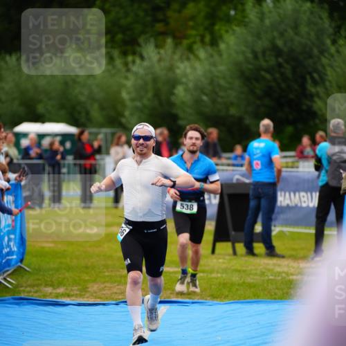 30.08.2026 - Elbe Triathlon Hamburg LAZAROV Photography http://msf.ph/oto/10061087 30.08.2026 11:43:34 Ziel 538, 1156 meine-sportfotos.de