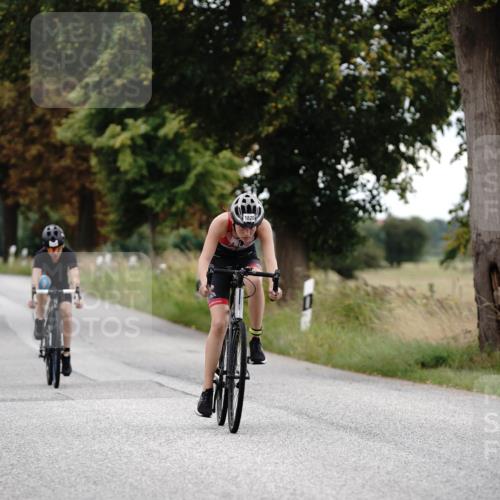 30.08.2026 - Elbe Triathlon Hamburg Michael Burmester http://msf.ph/oto/10061091 30.08.2026 12:43:51 Radfahren 1797, 1820, 1822 meine-sportfotos.de