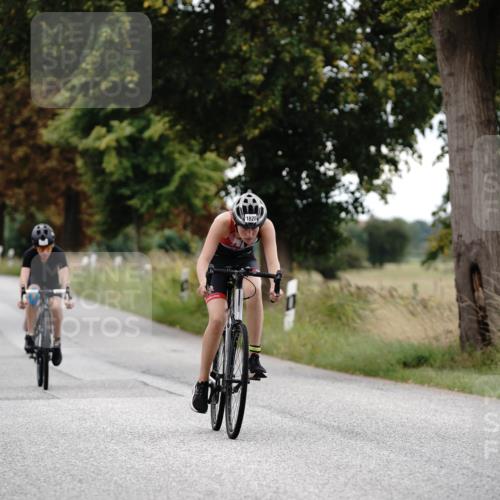 30.08.2026 - Elbe Triathlon Hamburg Michael Burmester http://msf.ph/oto/10061092 30.08.2026 12:43:51 Radfahren 1797, 1820, 1822 meine-sportfotos.de