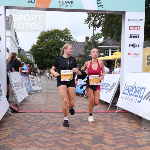 30.08.2026 - Blankeneser Heldenlauf Lena Gebhardt http://msf.ph/oto/10061135 30.08.2026 12:30:40 Ziel 2930, 2931, 4107, 4310 meine-sportfotos.de