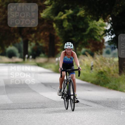 30.08.2026 - Elbe Triathlon Hamburg Michael Burmester http://msf.ph/oto/10061136 30.08.2026 12:44:40 Radfahren 1808, 1814 meine-sportfotos.de