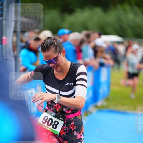 30.08.2026 - Elbe Triathlon Hamburg LAZAROV Photography http://msf.ph/oto/10061146 30.08.2026 11:43:50 Ziel 816, 847, 908, 1345, 1434 meine-sportfotos.de