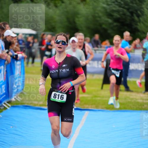 30.08.2026 - Elbe Triathlon Hamburg LAZAROV Photography http://msf.ph/oto/10061157 30.08.2026 11:43:52 Ziel 816, 847, 908, 1345, 1353, 1434 meine-sportfotos.de