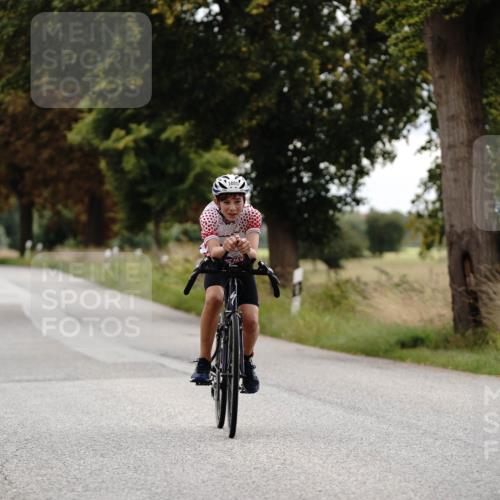 30.08.2026 - Elbe Triathlon Hamburg Michael Burmester http://msf.ph/oto/10061172 30.08.2026 12:45:38 Radfahren 1805 meine-sportfotos.de