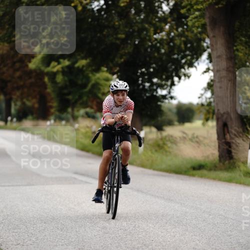 30.08.2026 - Elbe Triathlon Hamburg Michael Burmester http://msf.ph/oto/10061173 30.08.2026 12:45:38 Radfahren 1805 meine-sportfotos.de