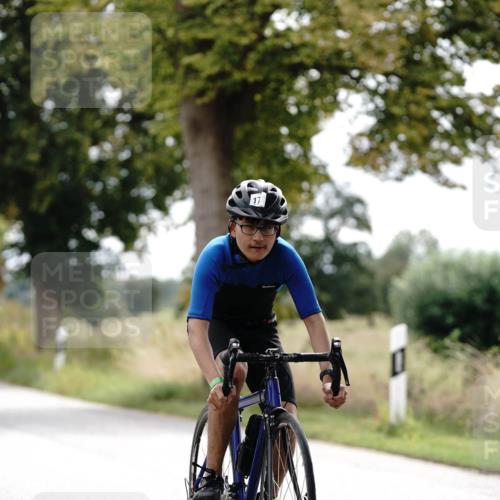 30.08.2026 - Elbe Triathlon Hamburg Michael Burmester http://msf.ph/oto/10061206 30.08.2026 12:47:38 Radfahren 1777, 1782 meine-sportfotos.de