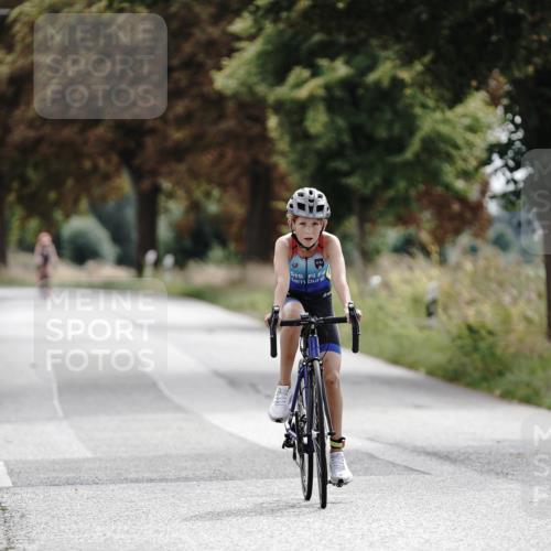 30.08.2026 - Elbe Triathlon Hamburg Michael Burmester http://msf.ph/oto/10061218 30.08.2026 12:47:45 Radfahren 1777, 1778 meine-sportfotos.de