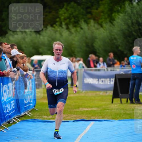 30.08.2026 - Elbe Triathlon Hamburg LAZAROV Photography http://msf.ph/oto/10061220 30.08.2026 11:44:08 Ziel 1227, 1287 meine-sportfotos.de