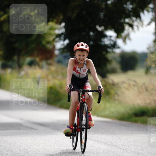30.08.2026 - Elbe Triathlon Hamburg Michael Burmester http://msf.ph/oto/10061228 30.08.2026 12:47:56 Radfahren 1789 meine-sportfotos.de