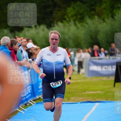 30.08.2026 - Elbe Triathlon Hamburg LAZAROV Photography http://msf.ph/oto/10061230 30.08.2026 11:44:09 Ziel 1227, 1287 meine-sportfotos.de