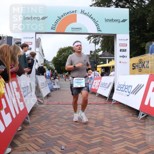 30.08.2026 - Blankeneser Heldenlauf Lena Gebhardt http://msf.ph/oto/10061238 30.08.2026 12:30:59 Ziel 2663, 2886, 4001, 4458 meine-sportfotos.de