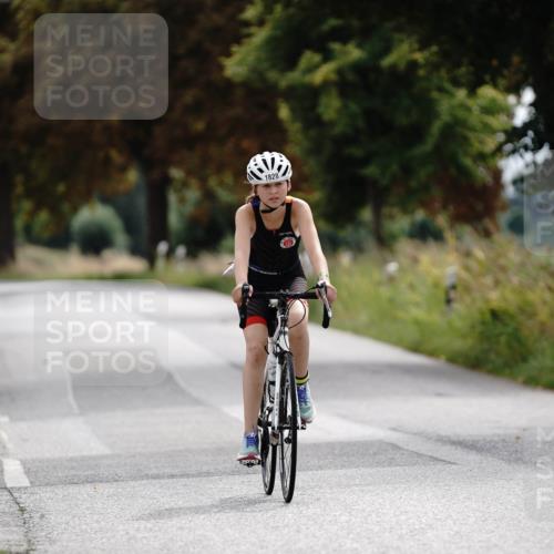 30.08.2026 - Elbe Triathlon Hamburg Michael Burmester http://msf.ph/oto/10061248 30.08.2026 12:48:59 Radfahren 1828 meine-sportfotos.de