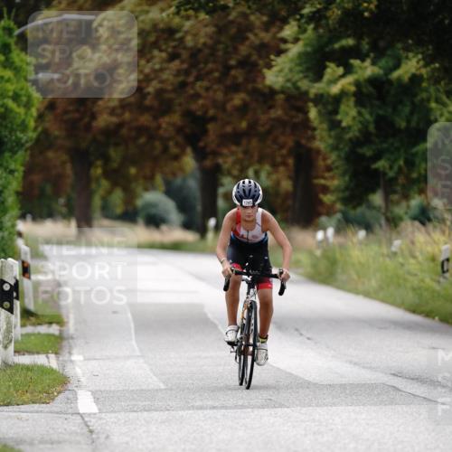 30.08.2026 - Elbe Triathlon Hamburg Michael Burmester http://msf.ph/oto/10061260 30.08.2026 12:50:13 Radfahren 1785 meine-sportfotos.de