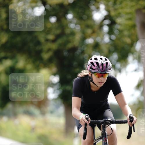 30.08.2026 - Elbe Triathlon Hamburg Michael Burmester http://msf.ph/oto/10061276 30.08.2026 12:51:25 Radfahren 1830 meine-sportfotos.de