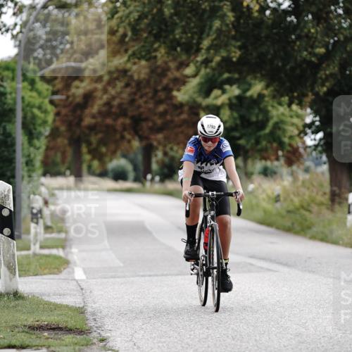30.08.2026 - Elbe Triathlon Hamburg Michael Burmester http://msf.ph/oto/10061289 30.08.2026 12:52:04 Radfahren 1793 meine-sportfotos.de